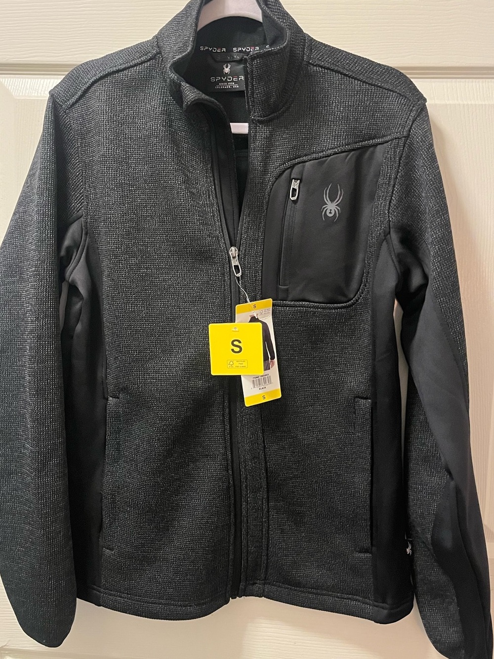 Spyder Men’s Full Zip Sweater Fleece Jacket Gray‎ Black Softshell NWT Size Small